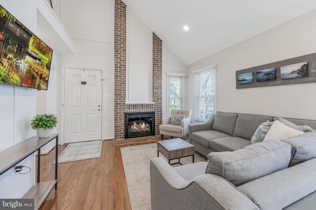 13214 STONE HEATHER DR, Herndon, VA 20171