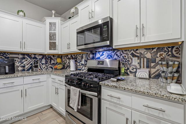 6045 Copper Hill Street, Santa Teresa, NM 88008