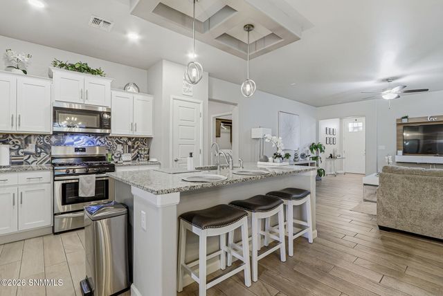 6045 Copper Hill Street, Santa Teresa, NM 88008
