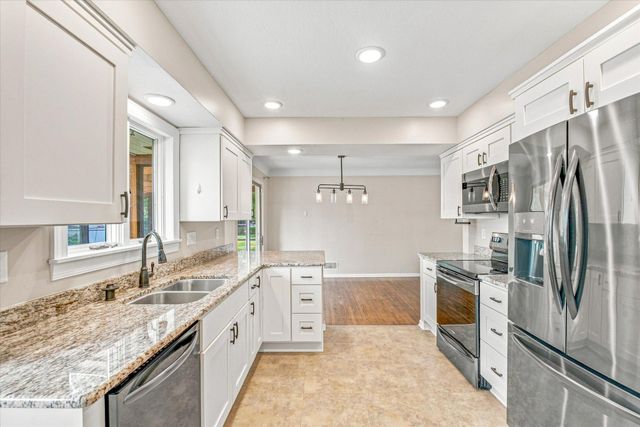 1345 Manomin Avenue, West Saint Paul, MN 55118