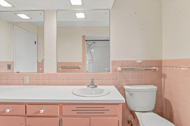 1345 Manomin Avenue, West Saint Paul, MN 55118