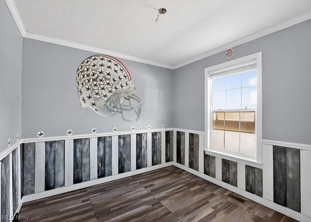 6740 Bridgestone Circle NE, Canton, OH 44721