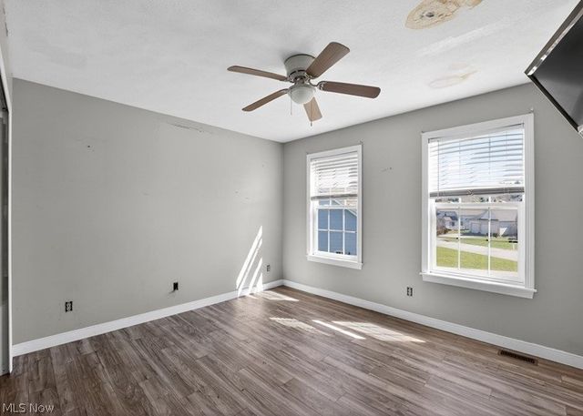 6740 Bridgestone Circle NE, Canton, OH 44721