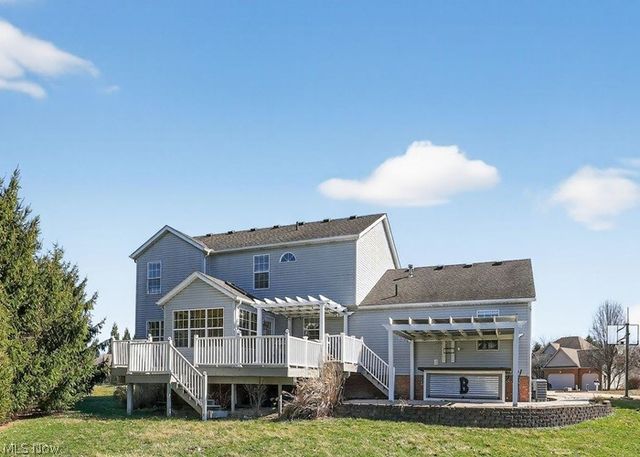 6740 Bridgestone Circle NE, Canton, OH 44721