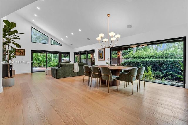 7819 SW 89th Ln, Miami, FL 33156