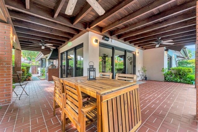 7819 SW 89th Ln, Miami, FL 33156