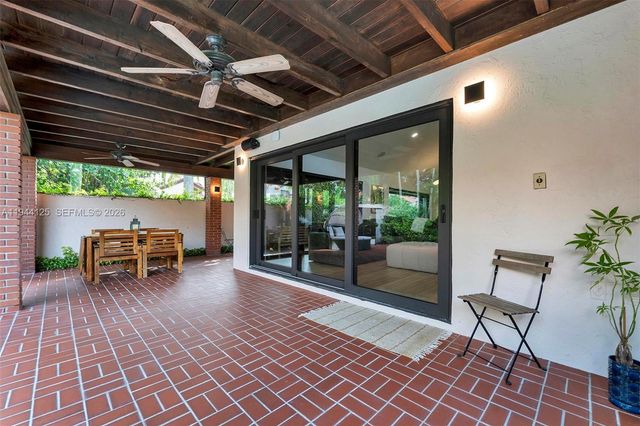 7819 SW 89th Ln, Miami, FL 33156