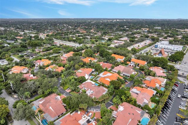 7819 SW 89th Ln, Miami, FL 33156