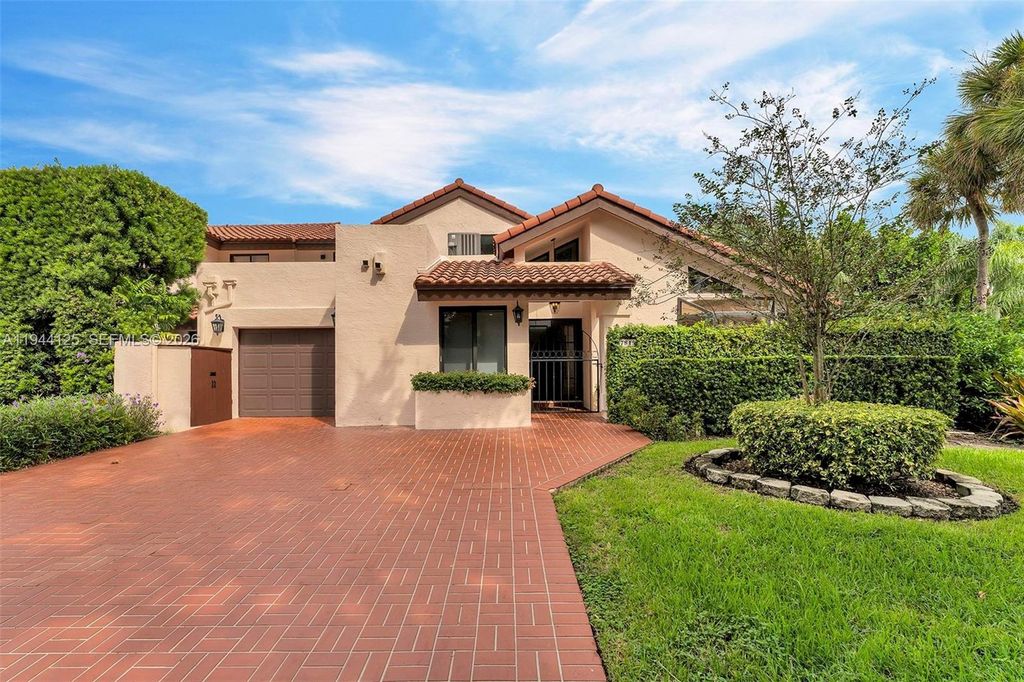 7819 SW 89th Ln, Miami, FL 33156