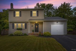 4237 Inverrary Drive, Clay, NY 13090