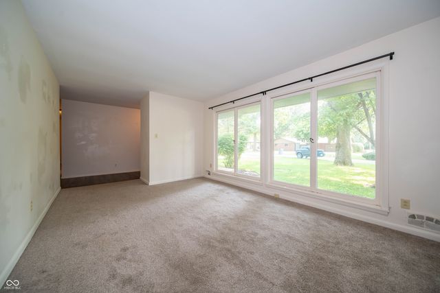 7908 Kimlough Drive, Indianapolis, IN 46240