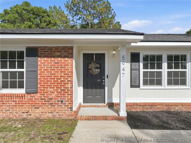 5947 Spinner Road, Hope Mills, NC 28348