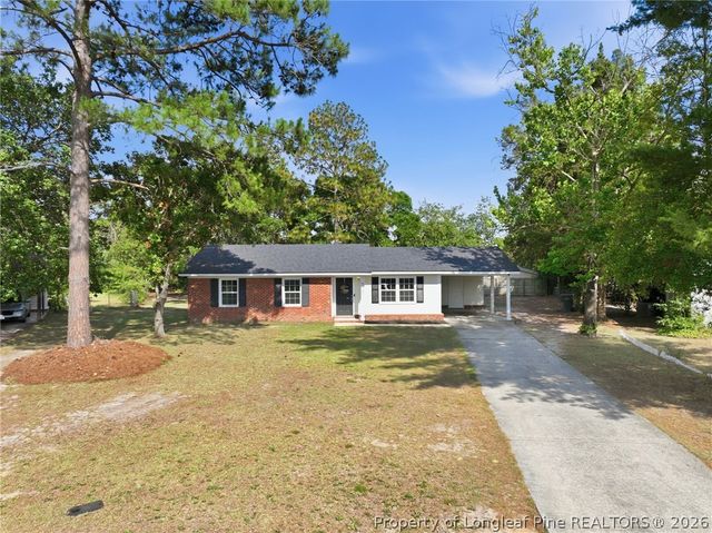 5947 Spinner Road, Hope Mills, NC 28348
