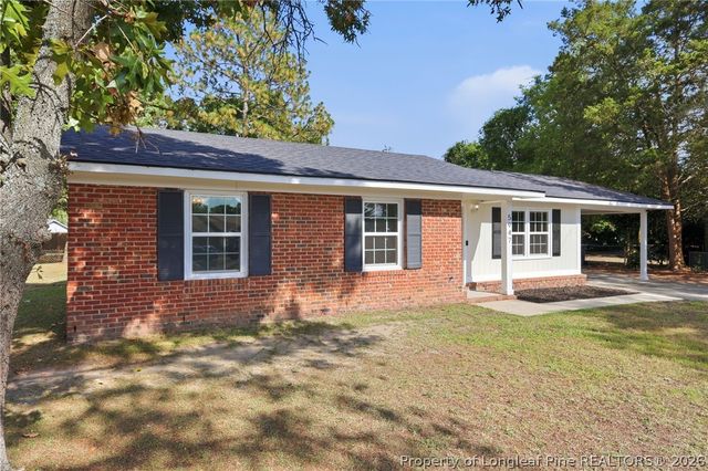 5947 Spinner Road, Hope Mills, NC 28348