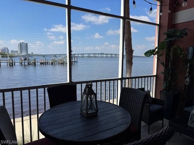 2743 1st ST 105, Fort Myers, FL 33916