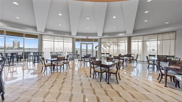 2743 1st ST 105, Fort Myers, FL 33916