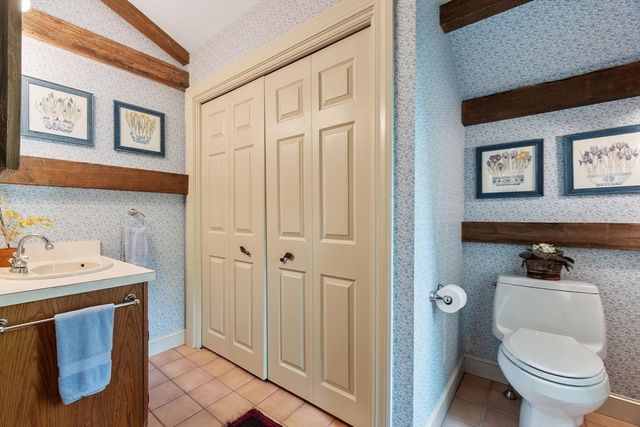 4 Apple Blossom Road, Andover, MA 01810