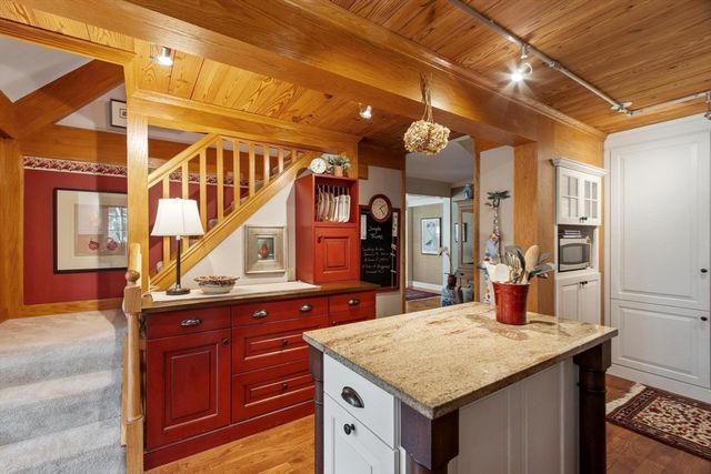 4 Apple Blossom Road, Andover, MA 01810