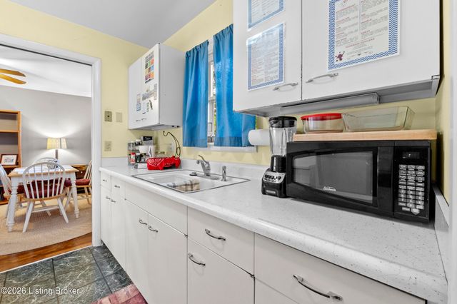 198 Crescent Ave APT 6, Louisville, KY 40206