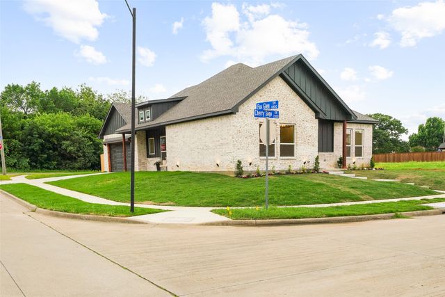 2300 Cherry Sage Drive, Arlington, TX 76001