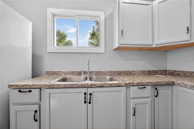 123 N Drury Street, Kansas City, MO 64123