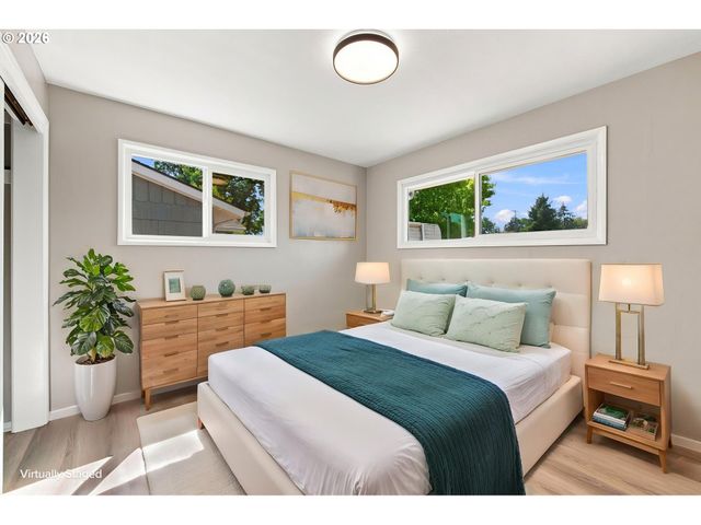 987 BAXTER St, Eugene, OR 97402