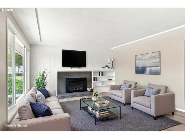 987 BAXTER St, Eugene, OR 97402
