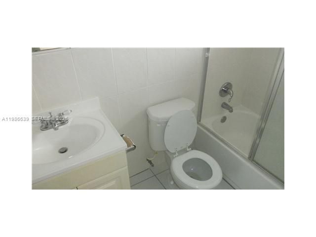 1370 NE 119th St 137015, Miami, FL 33161