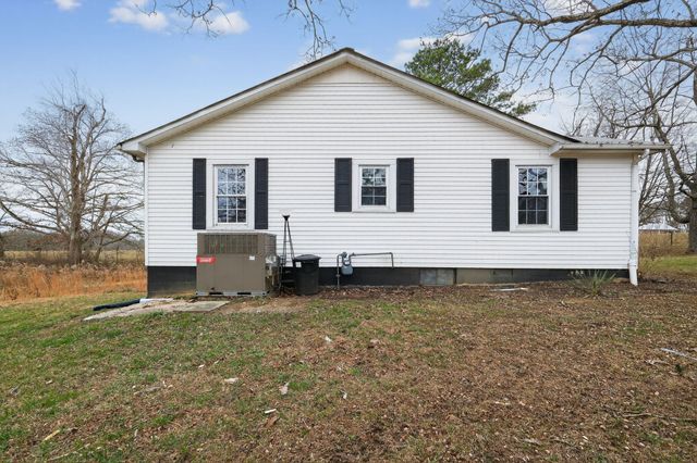 8626 Crossville Hwy, Sparta, TN 38583