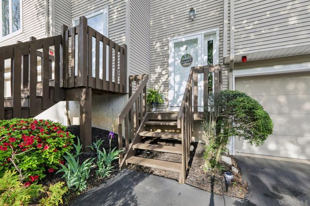 102 Leif Boulevard, Congers, NY 10920