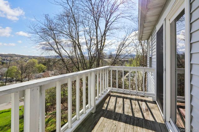 1 Lexington Hill 5, Harriman, NY 10926