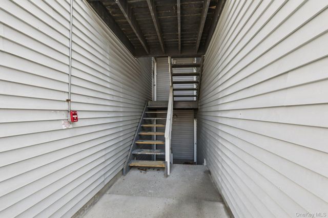 1 Lexington Hill 5, Harriman, NY 10926