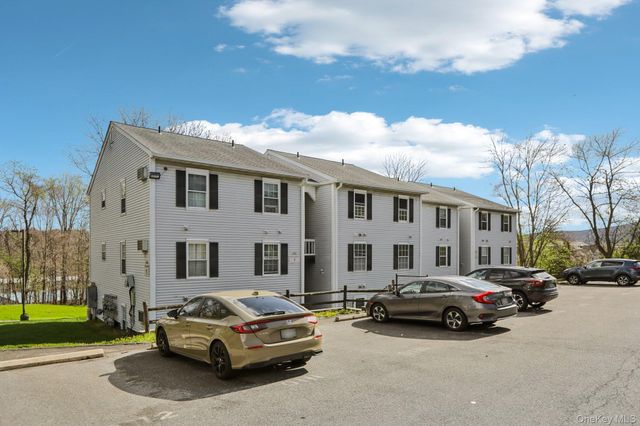 1 Lexington Hill 5, Harriman, NY 10926