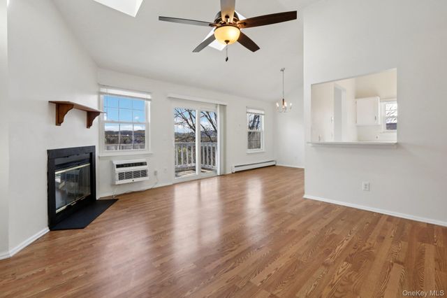 1 Lexington Hill 5, Harriman, NY 10926