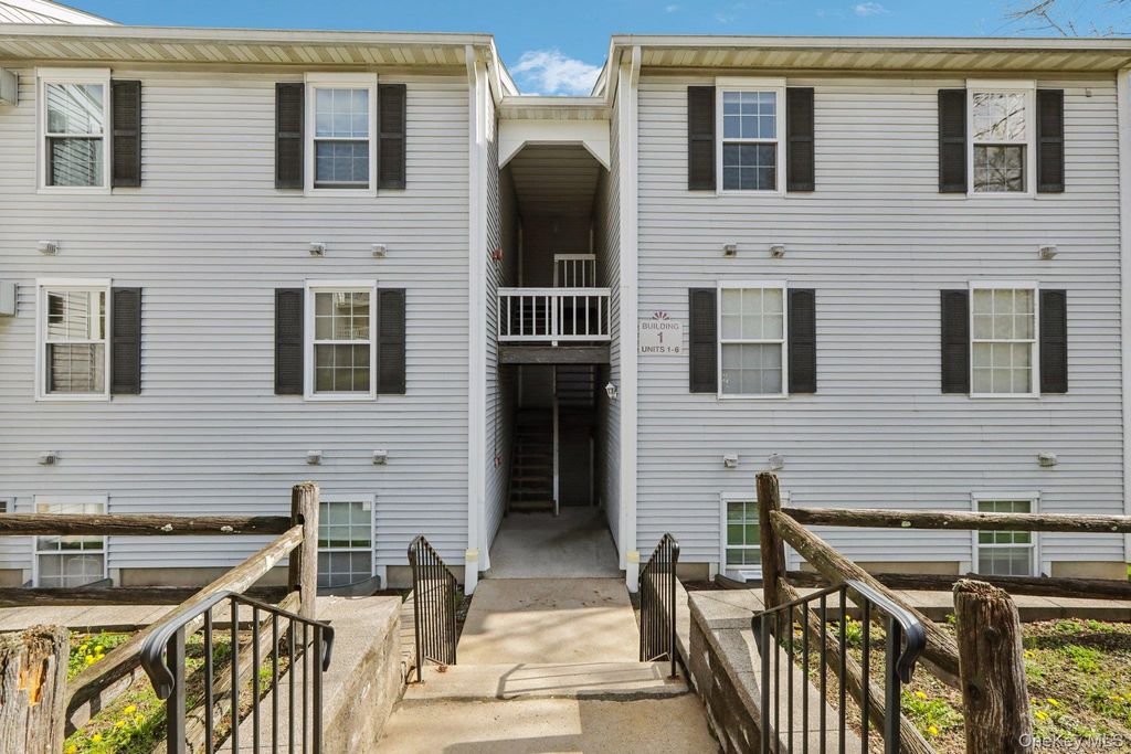 1 Lexington Hill 5, Harriman, NY 10926