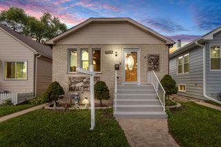 4212 N Ottawa Avenue, Norridge, IL 60706