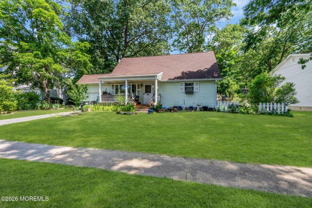 10 Colorado Drive, Jackson, NJ 08527
