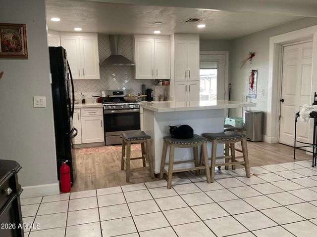 3830 W ENCANTO Boulevard, Phoenix, AZ 85009