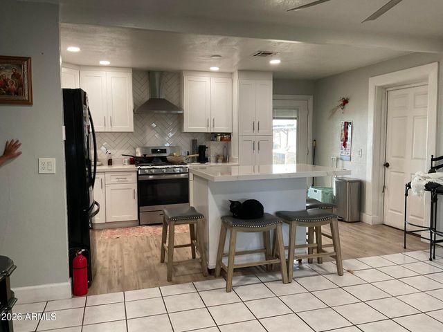 3830 W ENCANTO Boulevard, Phoenix, AZ 85009