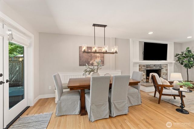 14205 119th Avenue NE, Kirkland, WA 98034