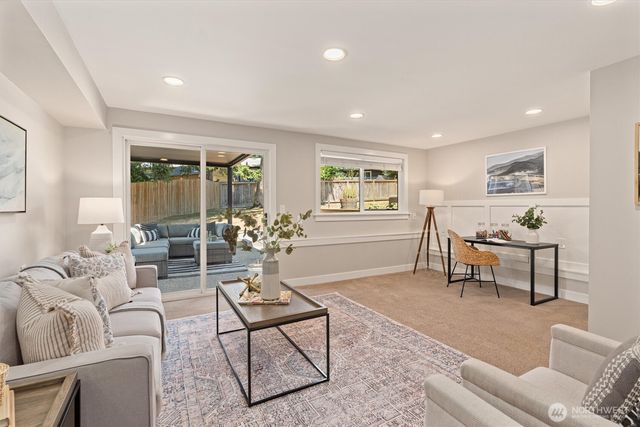 14205 119th Avenue NE, Kirkland, WA 98034