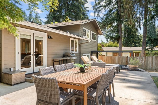 14205 119th Avenue NE, Kirkland, WA 98034
