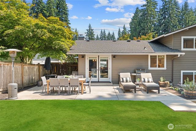 14205 119th Avenue NE, Kirkland, WA 98034