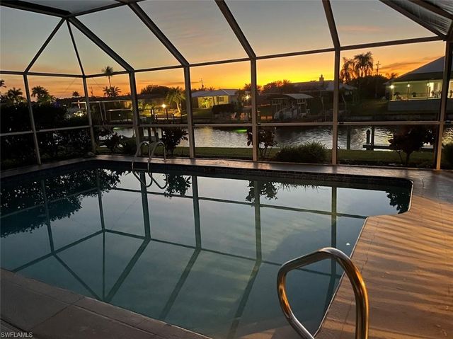 1926 SE 10th PL, Cape Coral, FL 33990