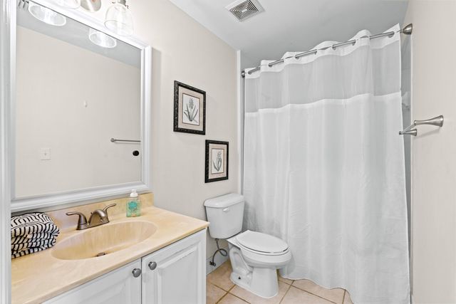 2080 Greenview Shores Boulevard 414, Wellington, FL 33414