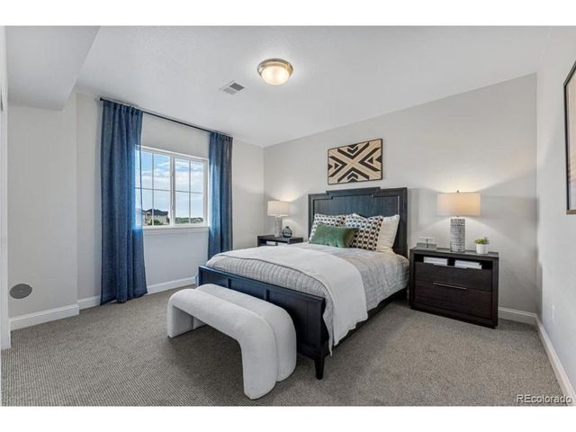 6219 Juniper Dr, Thornton, CO 80602