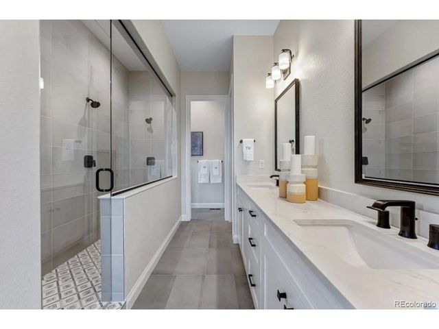 6219 Juniper Dr, Thornton, CO 80602