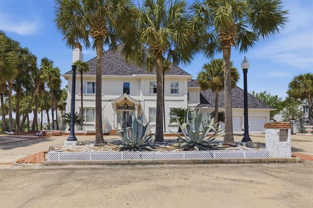 2034 Charvais Street, Lake Charles, LA 70601