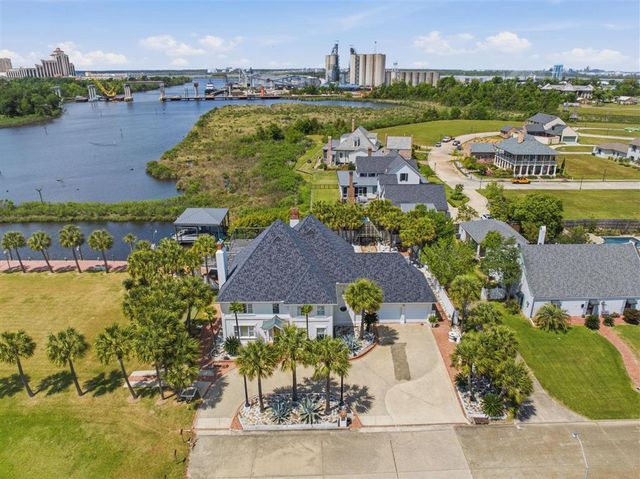 2034 Charvais Street, Lake Charles, LA 70601