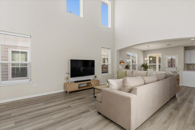 11204 El Capitan DR, Austin, TX 78747